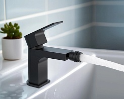 Aquatek Смеситель для биде Лира AQ1418MB матовый черный – фотография-3