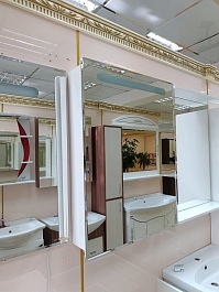 Misty Зеркальный шкаф Ирис 60 R с подсветкой – фотография-4