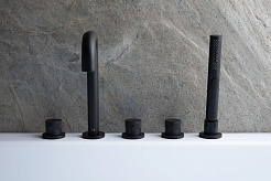 Allen Brau Смеситель на борт ванны Priority 5.31007-31 (с внутренней частью) черный матовый – фотография-3