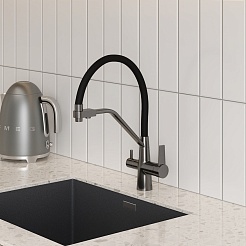 Teymi Смеситель для кухни Solli T10271 оружейная сталь/черный – фотография-7