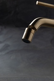 Allen Brau Смеситель для биде Priority 5.31A04-GB (с донным клапаном) золото – фотография-5