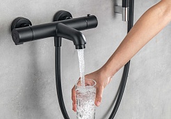 Aquatek Смеситель для ванны с душем Вега AQ1043MB матовый черный – фотография-2